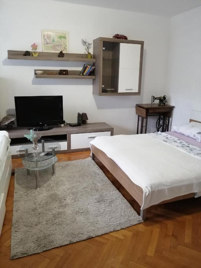 Apartman Valeria สปลิท ภายนอก รูปภาพ